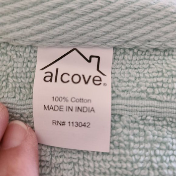 lcove Seafoam Towel - Picture 2 of 3